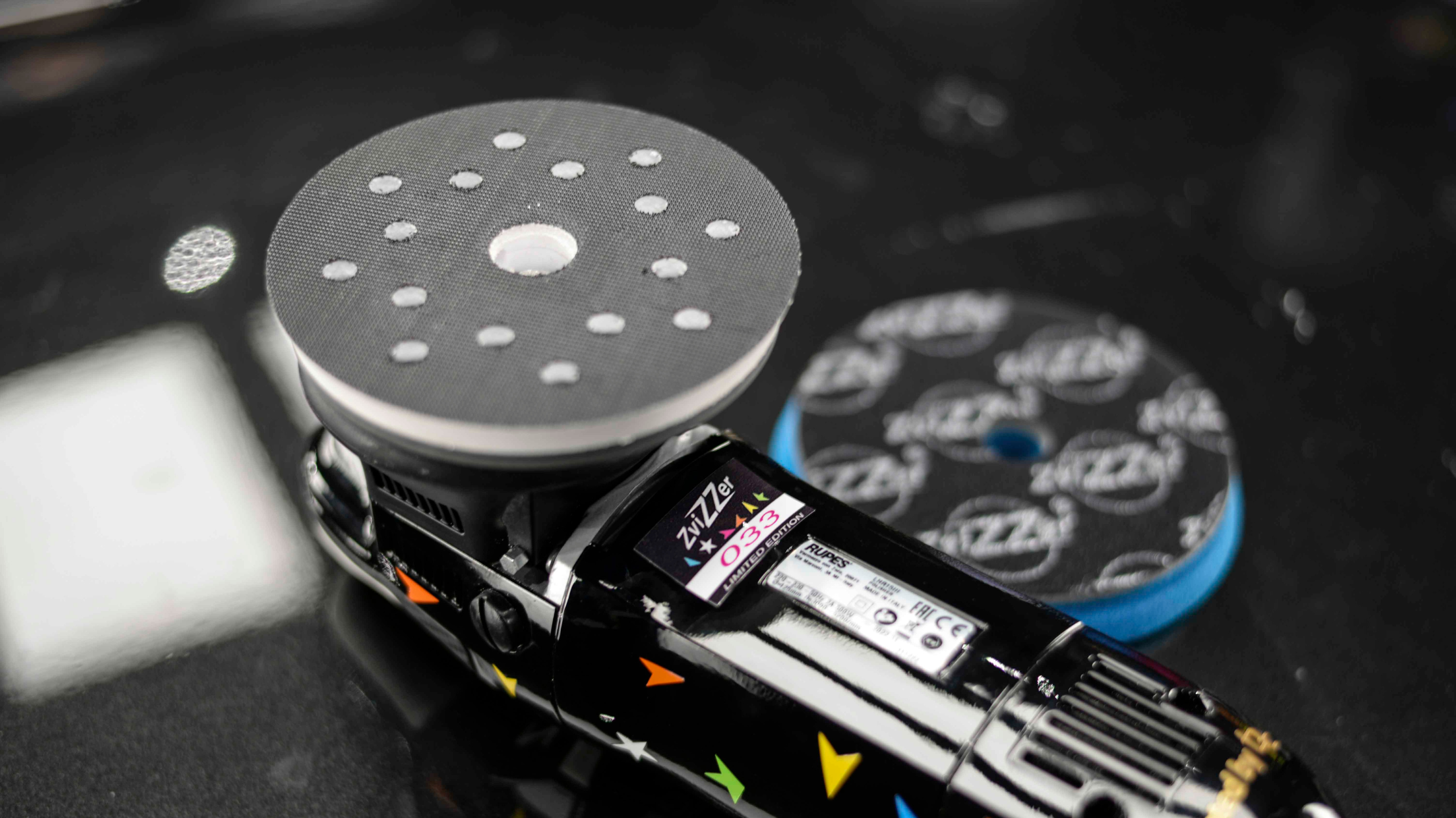 Applicator Cloths – The Precision of Zvizzer vs Foam Pads.