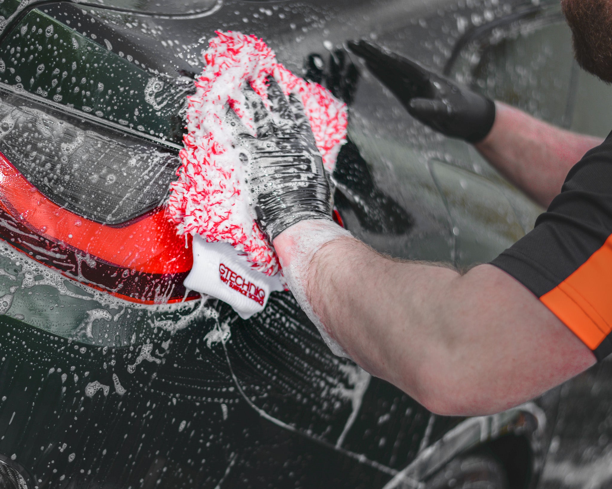 A Detailers Guide To Washing A Car