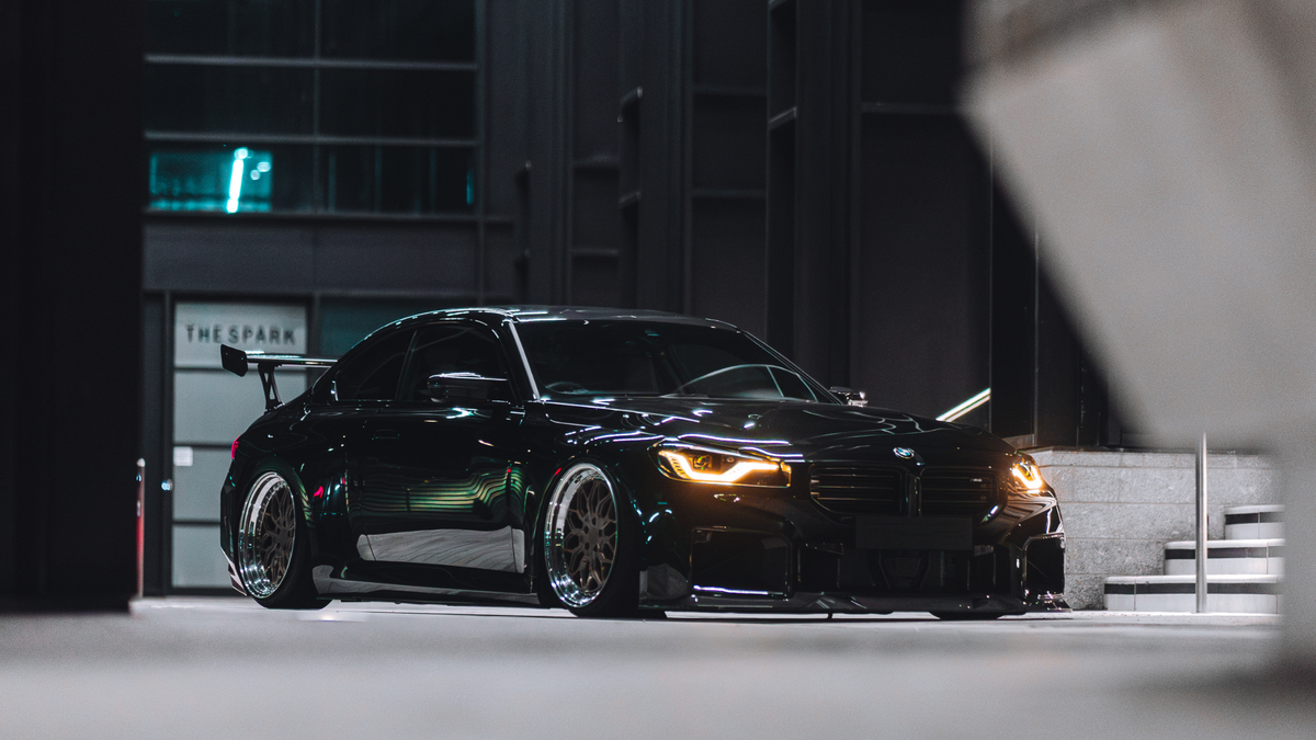 Car Detailing for Dummies - Why Are Black Cars So Hard to Keep Clean?