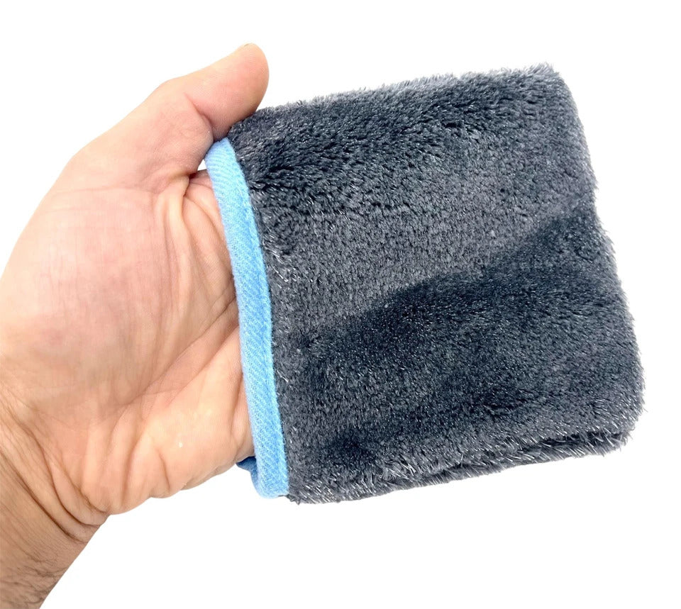 MCC Interior Microfibre Scrub Mitt